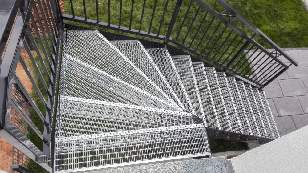 Stahltreppe außen