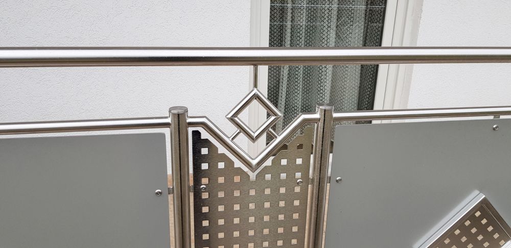 Geländereinsatz von Walz & Kaufmann Metallbau