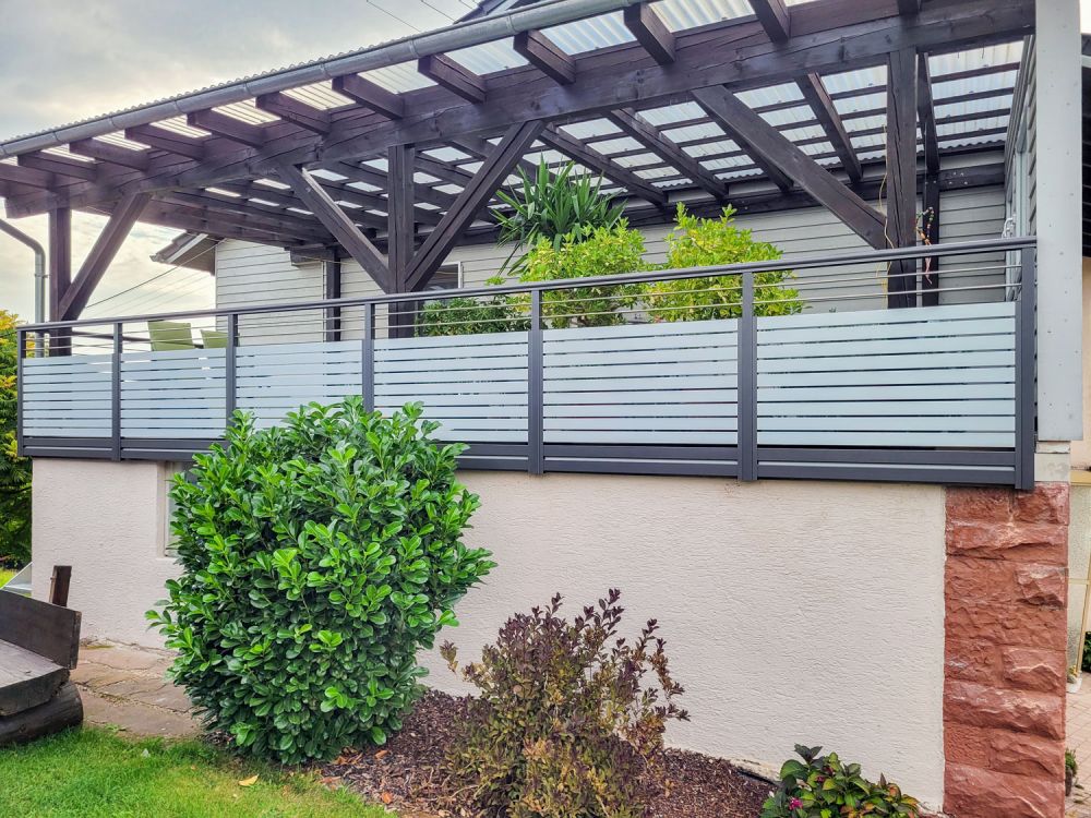 Alu-Geländer von Walz & Kaufmann Metallbau