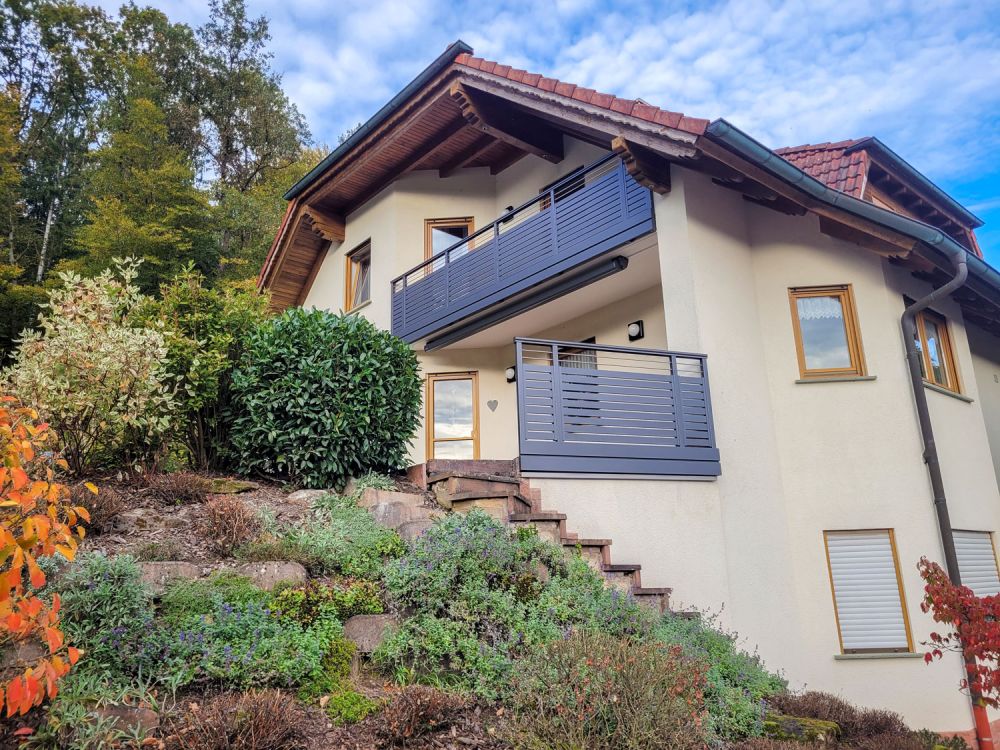 Geländer und Sichtschutz von WK Metallbau